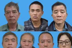 Bắt khẩn cấp nhóm người bảo kê ở khu vực chợ Long Biên