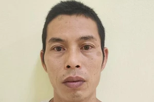 Mượn xe máy của bạn rồi mang đi bán