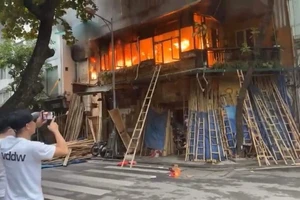 2 vụ cháy nhà liên tiếp ở Hà Nội 