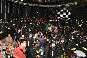 C04 huy động hơn 250 cảnh sát khi kiểm tra quán bar Phương Lâm ở TP.HCM