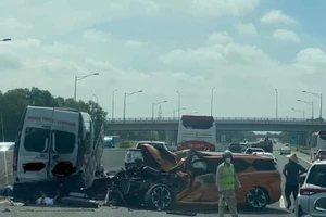 Làm gì để tránh tai nạn giao thông trên cao tốc? 