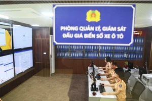 Hơn 32.000 biển số xe ô tô được đấu giá thành công