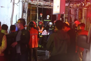 Quán cà phê bị phóng hỏa khiến ít nhất 11 người tử vong ở Hà Nội