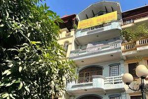 Phát hiện đôi nam nữ tử vong trong nhà nghỉ ở Hà Nội