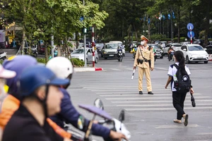 Cục CSGT nói về hiện tượng 'nhảy đèn' đang xanh sang đỏ