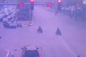 Tài xế chở người đi cấp cứu vượt đèn đỏ không bị xử phạt