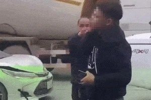 1 cán bộ Trung tâm phát triển quỹ đất đánh người sau va chạm giao thông