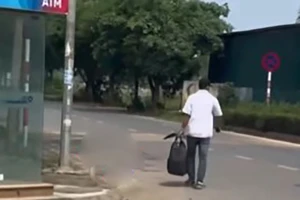 Công an xác minh clip nghi cướp ngân hàng ở huyện Chương Mỹ