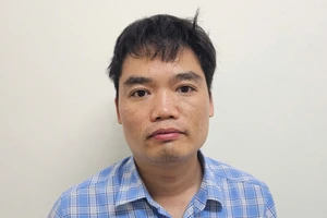 Tài xế ngủ gục do uống rượu, bia gây tai nạn liên hoàn ở Hà Nội bị khởi tố