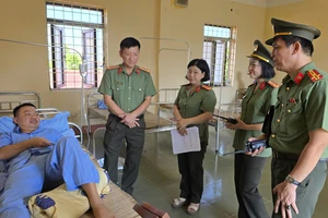 9 cán bộ, chiến sĩ Công an tỉnh Thái Nguyên bị thương khi hỗ trợ người dân