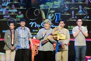 Minh Nhí ăn ý với Gia Bảo trong minishow ‘Vẽ 1 nụ cười'