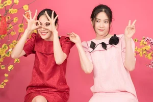 Nam Anh - Nam Em xúng xính váy tung tăng xuống phố