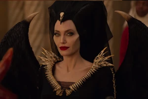  Maleficent: Mistress of Evil bất ngờ tung trailer đầy đủ