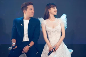 Ít khi xuất hiện nhưng Trường Giang không ngại bế Nhã Phương