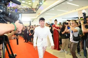 Ca sĩ Đan Trường ma mị với bài ca trong phim 'Cha ma'