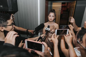 Hoàng Yến Chibi nổi hết da gà khi xem phim mình đóng