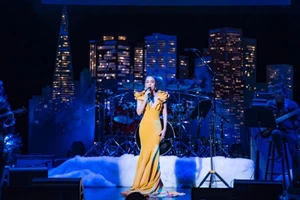 Lệ Quyên sẽ thăng hoa trong Q show 2 bằng chiếc micro đắt giá 