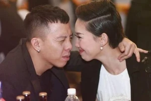 Xôn xao tin đồn ca sĩ Tóc Tiên và Hoàng Touliver sẽ đám cưới 