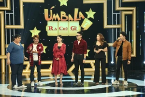 Võ Tấn Phát phải tự diễn trước gương để đỡ nhớ sân khấu 