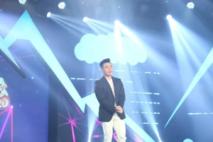 Lê Dương Bảo Lâm bị cà khịa chuyện livestream bán hàng 