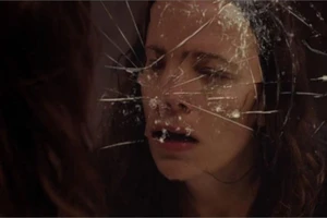 Phim kinh dị Kẻ ẩn nấp tung trailer ly kỳ rùng rợn 