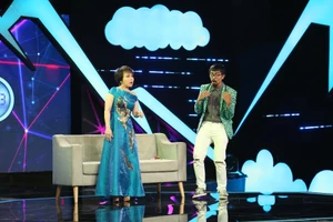 Việt Hương phấn khích với môn sinh xuất sắc của Lò võ tiếu lâm