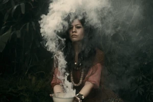 Phim kinh dị Mượn xác tung trailer kinh dị rùng rợn