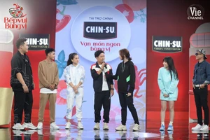 Wowy, DJ Mie và dàn thí sinh Rap Việt đổ bộ Bếp vui bùng vị