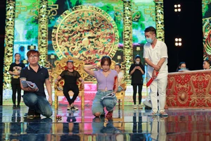 Hoa hậu Tiểu Vy bất ngờ rút khỏi chương trình Táo Xuân Tân Sửu