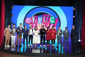 MC Tuấn Tú xúc động tiết lộ MC Lại Văn Sâm là thầy đầu tiên