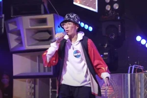 Chàng rapper mang lô tô lên sân khấu casting Rap Việt mùa 2