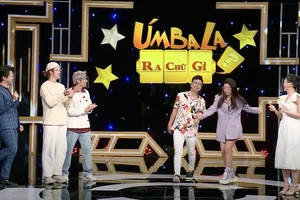 Streamer Fanny đỏ mặt khi Lâm Thắng bất ngờ nắm tay 