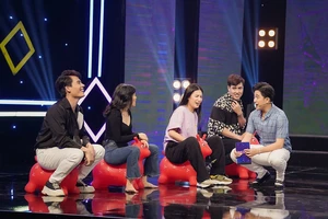 Diễn viên Chenco và Emmy vượt mặt Cẩm Hò nhờ chơi gameshow quá ăn ý