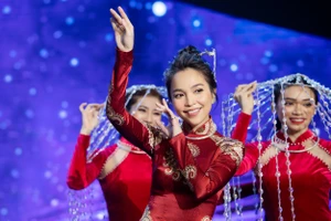 Chiêm ngưỡng nhan sắc của Hiền Thục ở tuổi 40