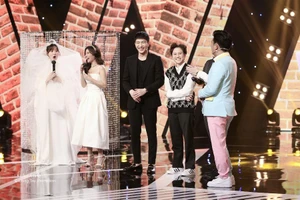 Trung Quân cùng Bảo Hân, Hoàng Yến Chibi diện trang phục ton sur ton 