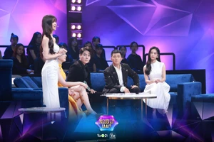 Bị người yêu xem không bằng chiếc máy tính, nữ chính được Lâm Khánh Chi khuyên nên yêu 50-50 