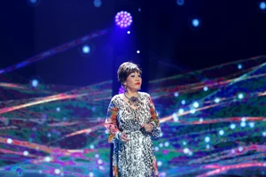 Tuyết Loan trải lòng về gánh nặng gia đình