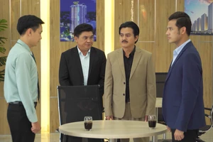 Tỉnh lại sau cơn mê, bà Cúc tiết lộ bí mật động trời với ông Nam