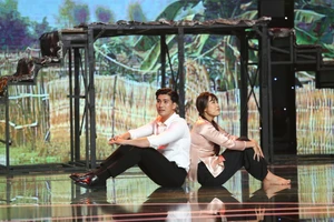 Hoàng Ngọc Sơn không ngại đóng vai quần chúng, múa đám cưới để theo đuổi đam mê