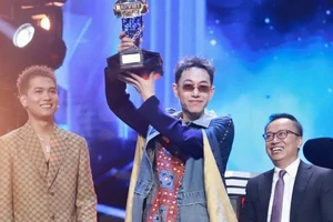 "Người miền núi chất" Double2T! giành quán quân Rap Việt mùa 3