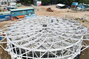 Chùm ảnh: Thủ tướng Phạm Minh Chính thị sát tuyến Metro 1, TP.HCM