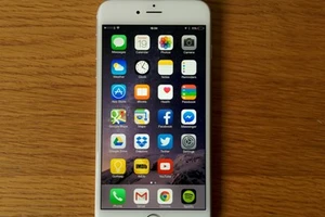 Thấy tóc dài, tưởng bà già nên xông vào tận nhà để... cướp