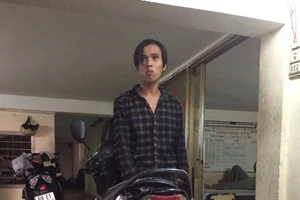 Đặc nhiệm mua hết vé số giúp cụ bà bị cướp 