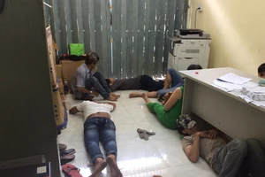 Đột kích tiệm game bắn cá, thấy nhiều người phê ma túy