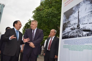 Triển lãm Thắm tình hữu nghị Việt Nam - Liên bang Nga