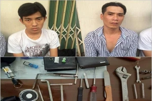 Đạp xe, rút dao đe dọa đặc nhiệm 