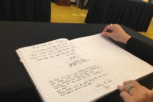 Những dòng tiễn biệt trong sổ tang Đại tướng Lê Đức Anh