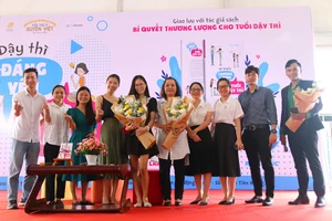 Tuổi dậy thì: Con nghiện game, con nổi loạn, phải làm sao?