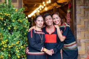 Hoa hậu, người đẹp, diễn viên chia sẻ khoảnh khắc bình yên bên gia đình