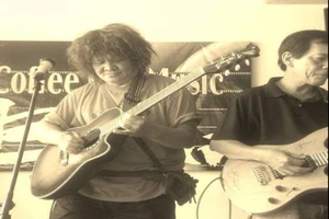 Bạn bè, giới nhạc Rock thương tiếc Rocker Trung Thành Sago